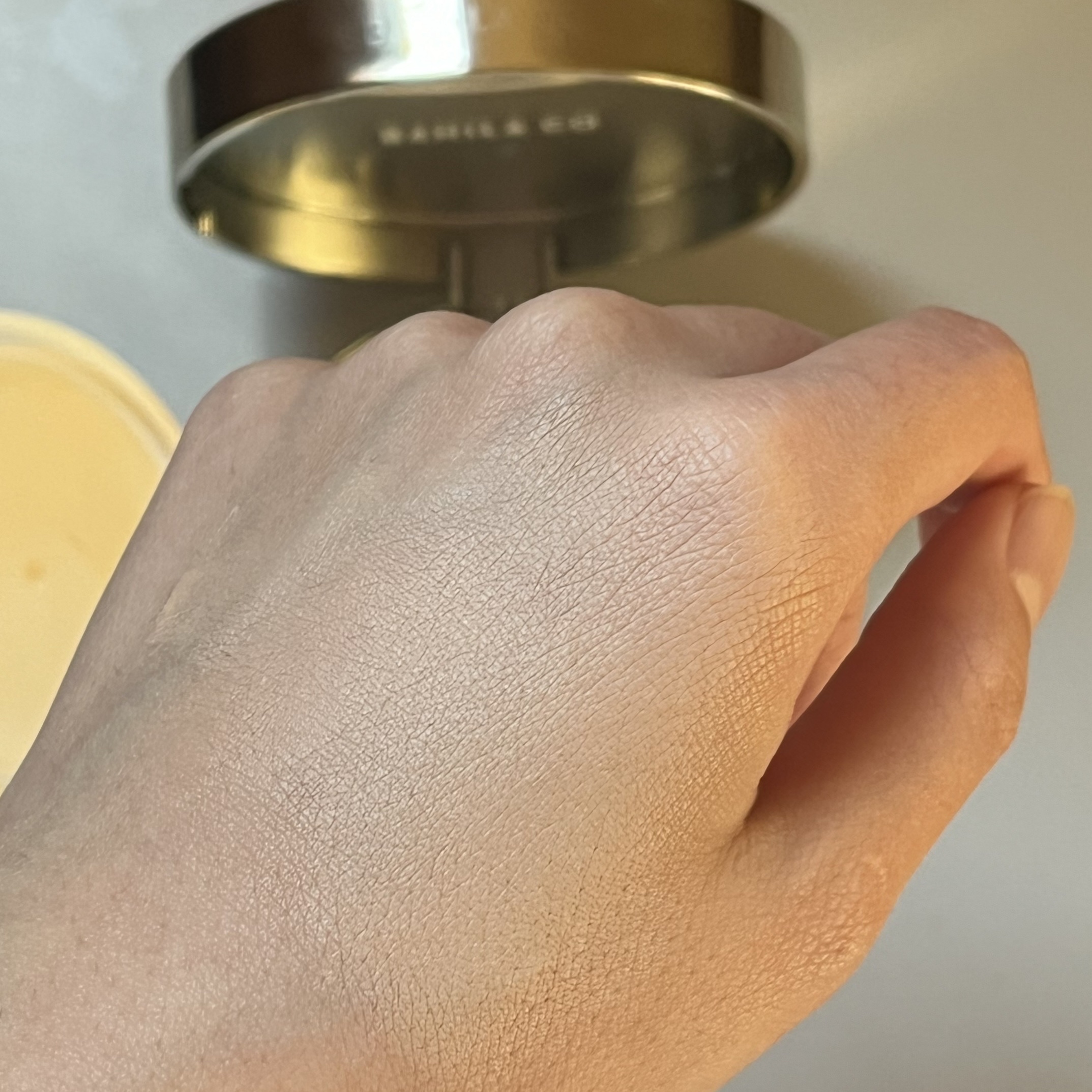 カバーリシャス アルティメット ホワイトクッション/BANILA CO/クッションファンデーションを使ったクチコミ（3枚目）