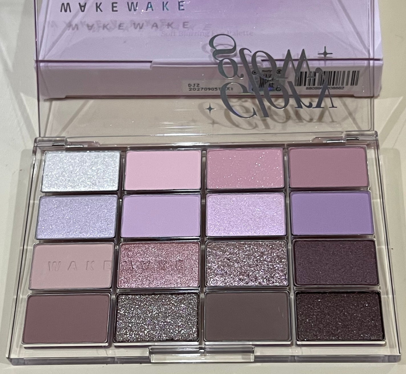 ソフトブラーリングアイパレット/wakemake/アイシャドウパレットを使ったクチコミ(1枚目)