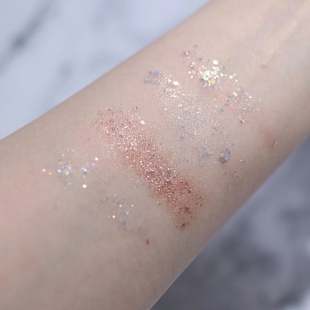 TOXIN GLITTER/CELEFIT/リキッドアイシャドウを使ったクチコミ（2枚目）