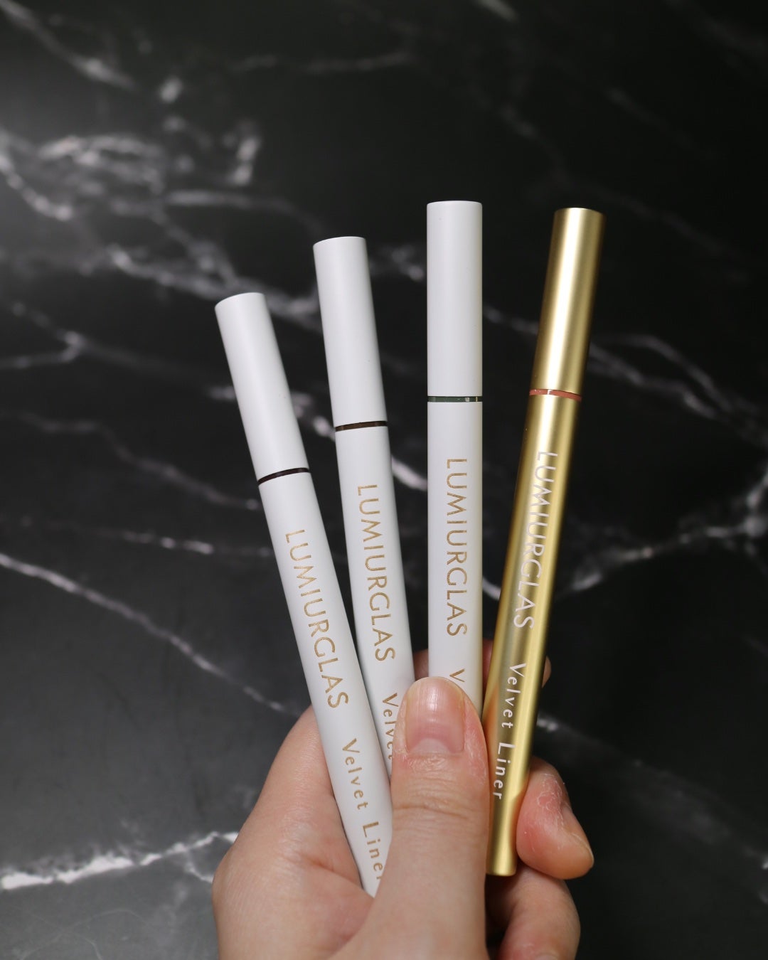 ベルベットライナー/LUMIURGLAS/リキッドアイライナーを使ったクチコミ(2枚目)