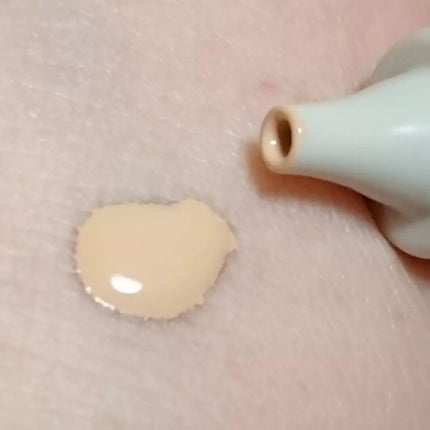 ミネラルフレッシュスキンリキッド/エトヴォス/リキッドファンデーションを使ったクチコミ(5枚目)