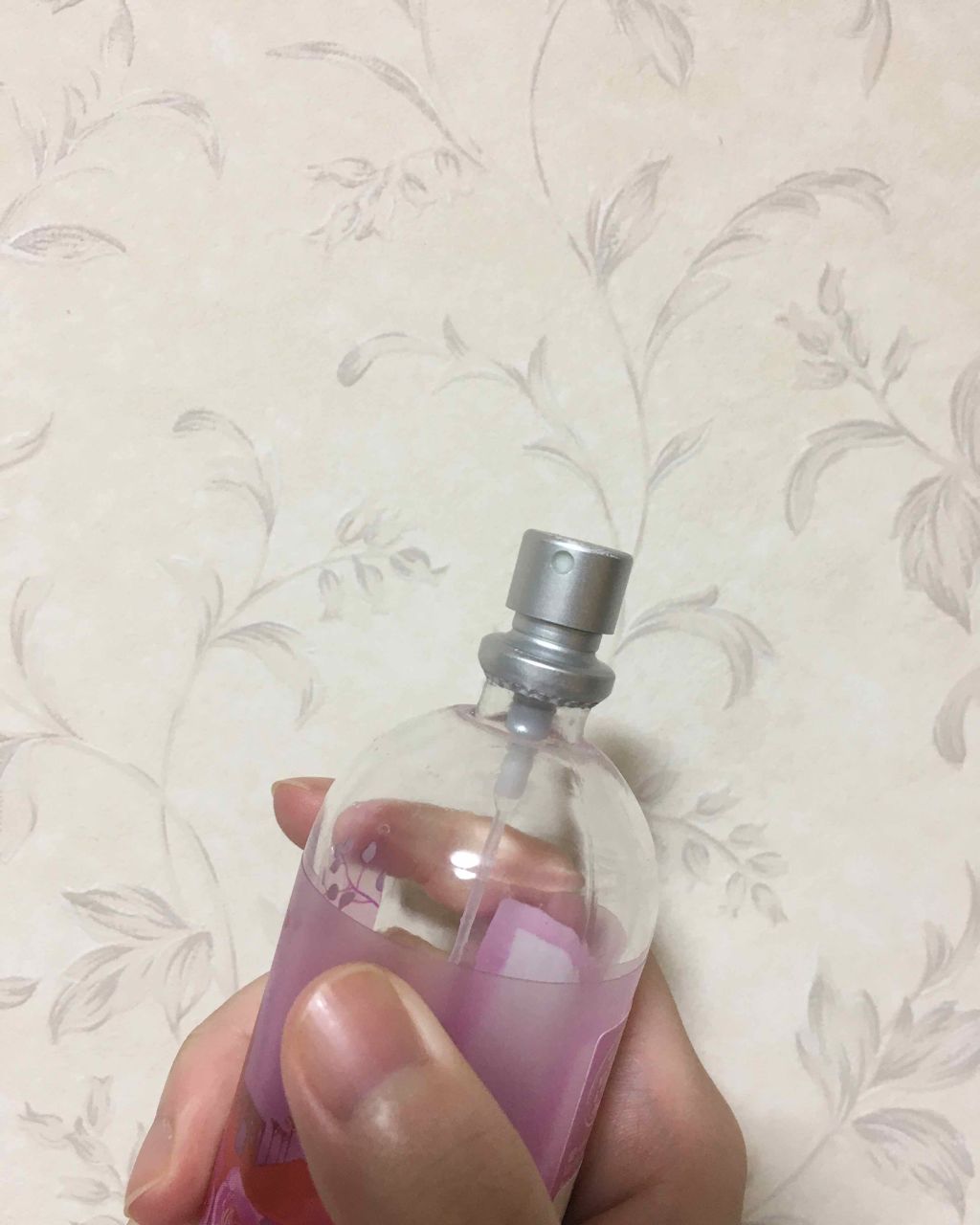 アトラスマウンテンローズ フレグランスミスト/THE BODY SHOP/ボディローションを使ったクチコミ（3枚目）