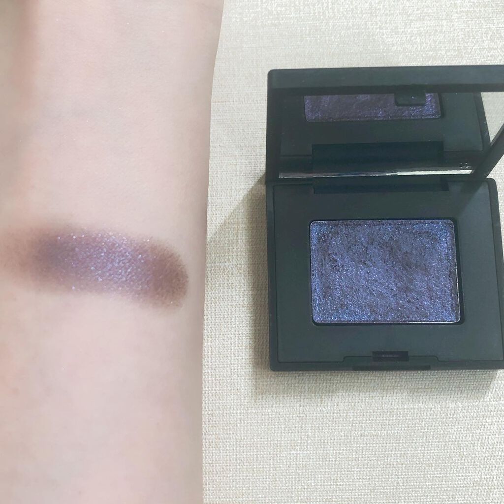 ハードワイヤードアイシャドー/NARS/単色アイシャドウを使ったクチコミ（2枚目）