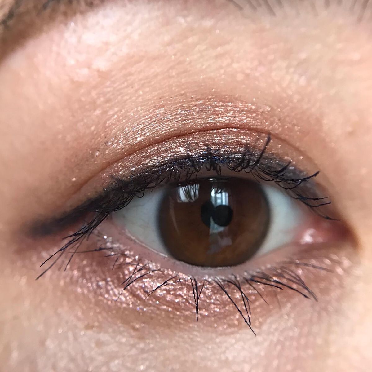 リュクス アイシャドウ リッチ ジェムストーン ロイヤルサファイア/BOBBI BROWN/単色アイシャドウを使ったクチコミ（2枚目）