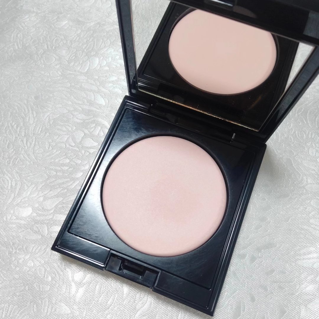 アディクション スキンリフレクト セッティングパウダー/ADDICTION/プレストパウダーを使ったクチコミ（3枚目）