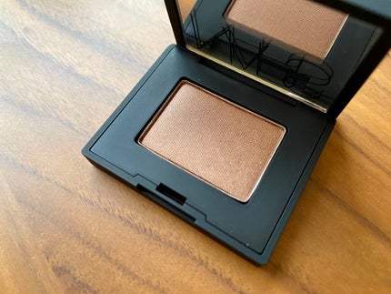 シングルアイシャドー/NARS/単色アイシャドウを使ったクチコミ(3枚目)