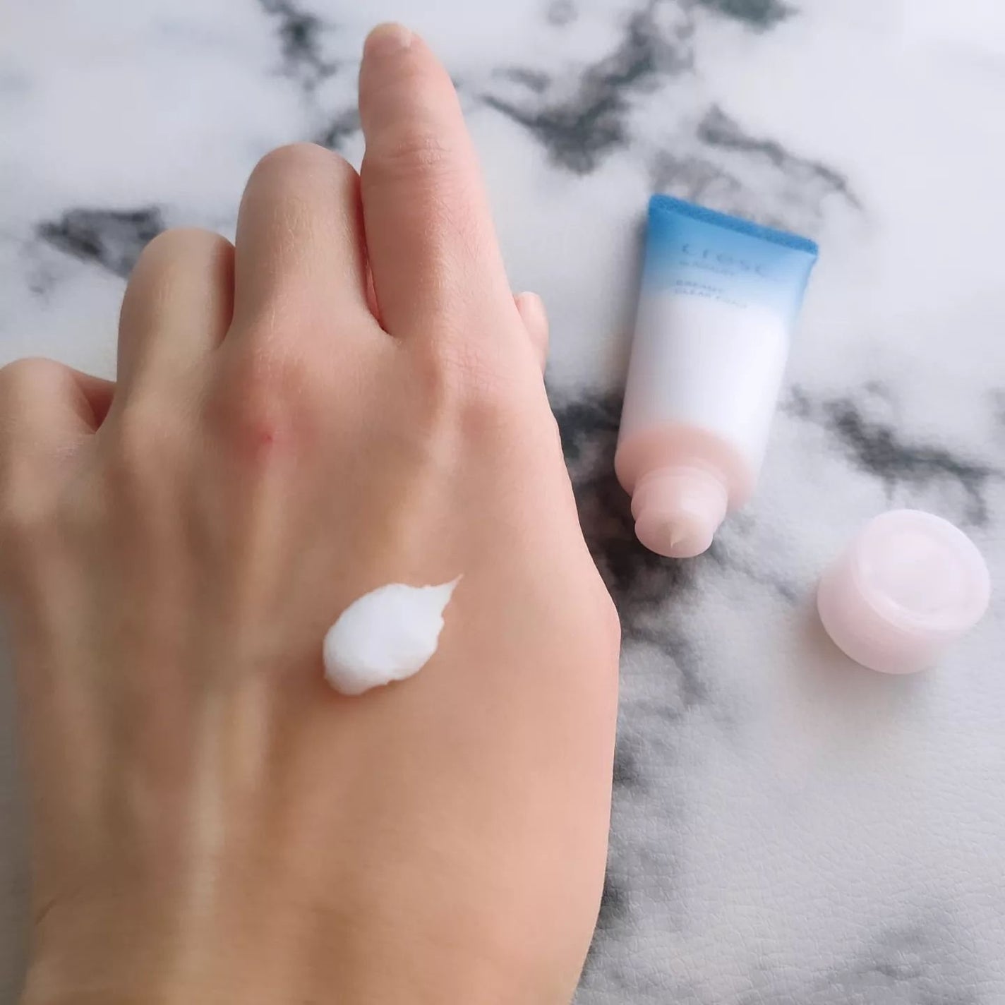 スムースフィット マルチシールド/cresc. by ASTALIFT/化粧下地を使ったクチコミ(2枚目)