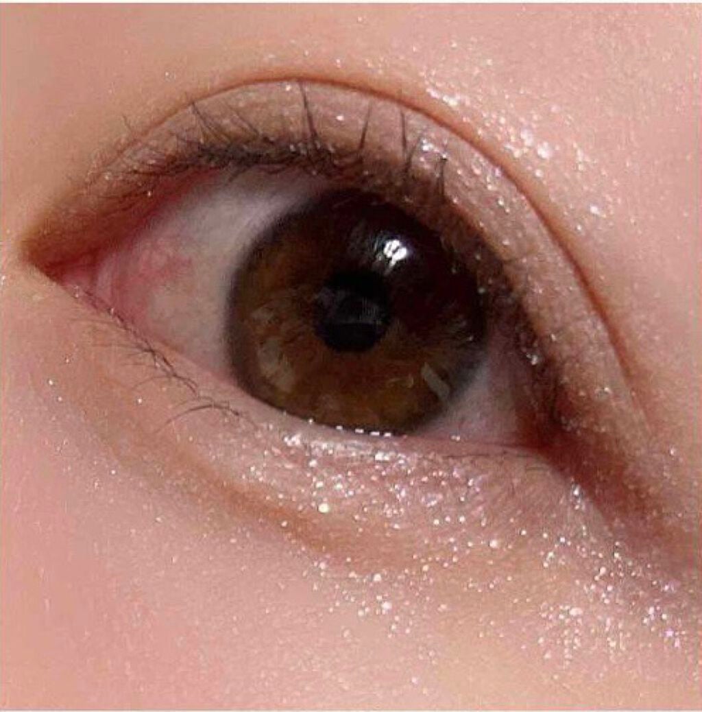 グリッターロックアイズ/ETUDE/単色アイシャドウを使ったクチコミ(2枚目)