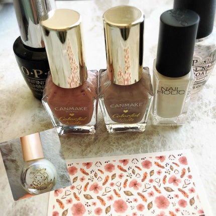 カラフルネイルズ/キャンメイク/マニキュアを使ったクチコミ(3枚目)