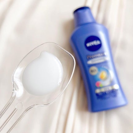 プレミアムボディミルク ホワイトニング【医薬部外品】 /ニベア/ボディミルクを使ったクチコミ(2枚目)