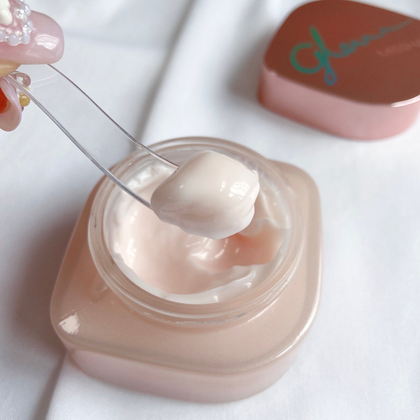 ミシャ グロウ スキンバーム(R)/MISSHA/化粧下地を使ったクチコミ(2枚目)