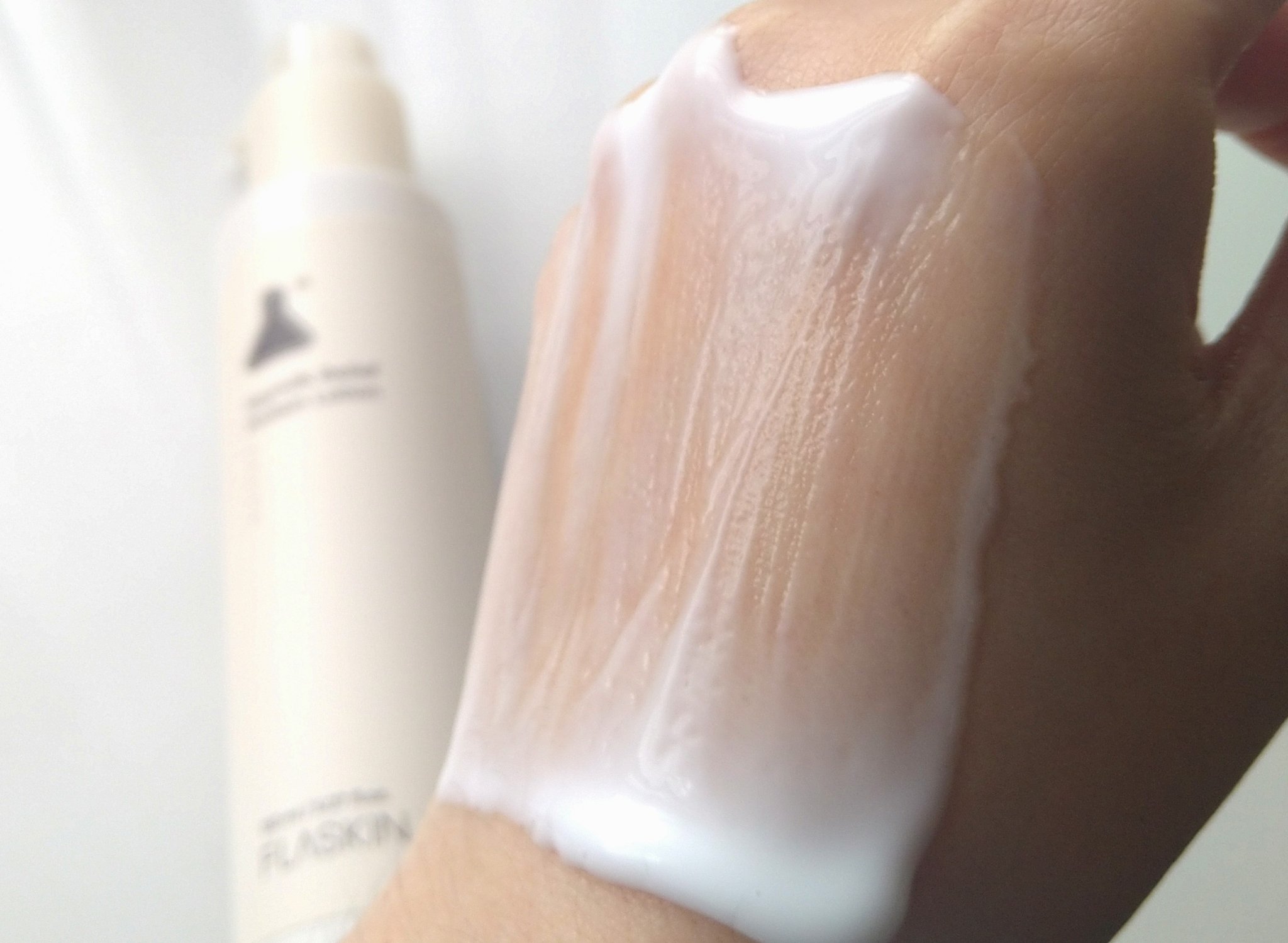 純白豆乳タンパク質乳液/FLASKIN/乳液を使ったクチコミ（3枚目）