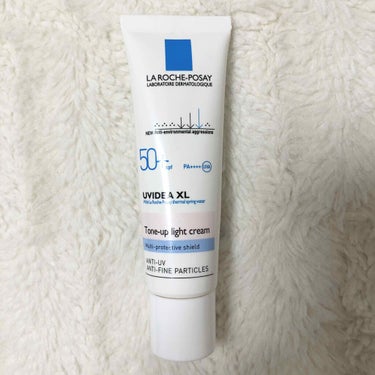 LA ROCHE-POSAY
UVイデア XL プロテクショントーンアップ

良かった点
・クリーム状でのびがいい
・トーンアップ力が高い
・程よくうるおう
・汚くヨレることがない
・付け心地がいい
・