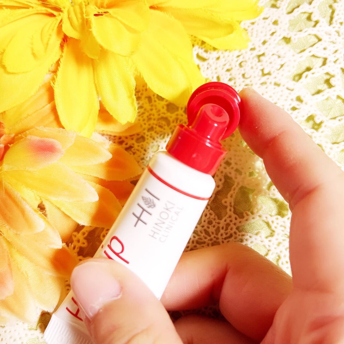 HyBLipモイストリップ/ヒノキ肌粧品/リップ美容液を使ったクチコミ（2枚目）