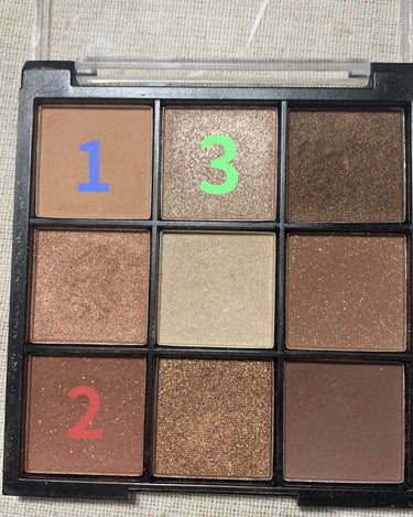 UR GLAM　BLOOMING EYE COLOR PALETTE/U R GLAM/パウダーアイシャドウを使ったクチコミ（3枚目）