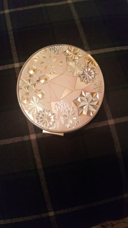 スノービューティー ホワイトニング フェースパウダー 2017/スノービューティー/プレストパウダーを使ったクチコミ(1枚目)