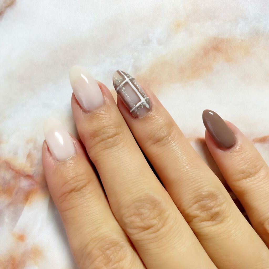 ジェルネイル(ライト対応)/セリア/ジェルネイルを使ったクチコミ(2枚目)