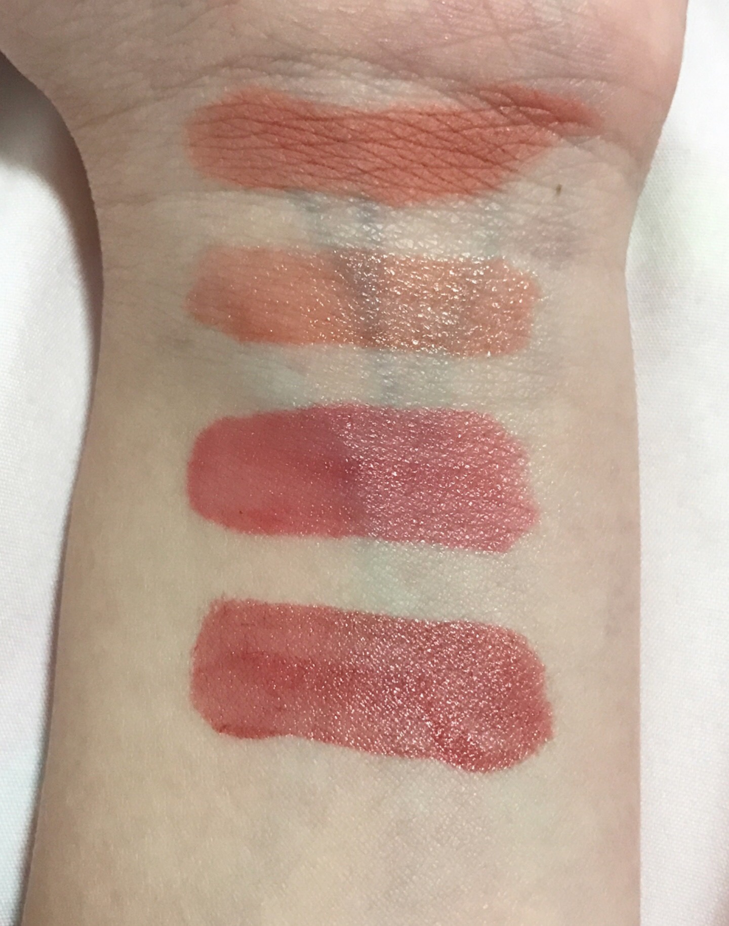 インク ムード ドロップ ティント/PERIPERA/リップグロスを使ったクチコミ（3枚目）