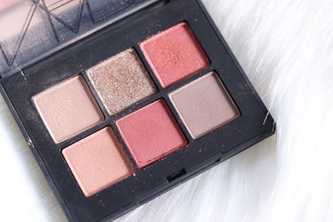 ヴォワヤジュールアイシャドウパレット 1199/NARS/パウダーアイシャドウを使ったクチコミ（2枚目）