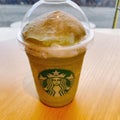 抹茶玄米茶もちフラペチーノ