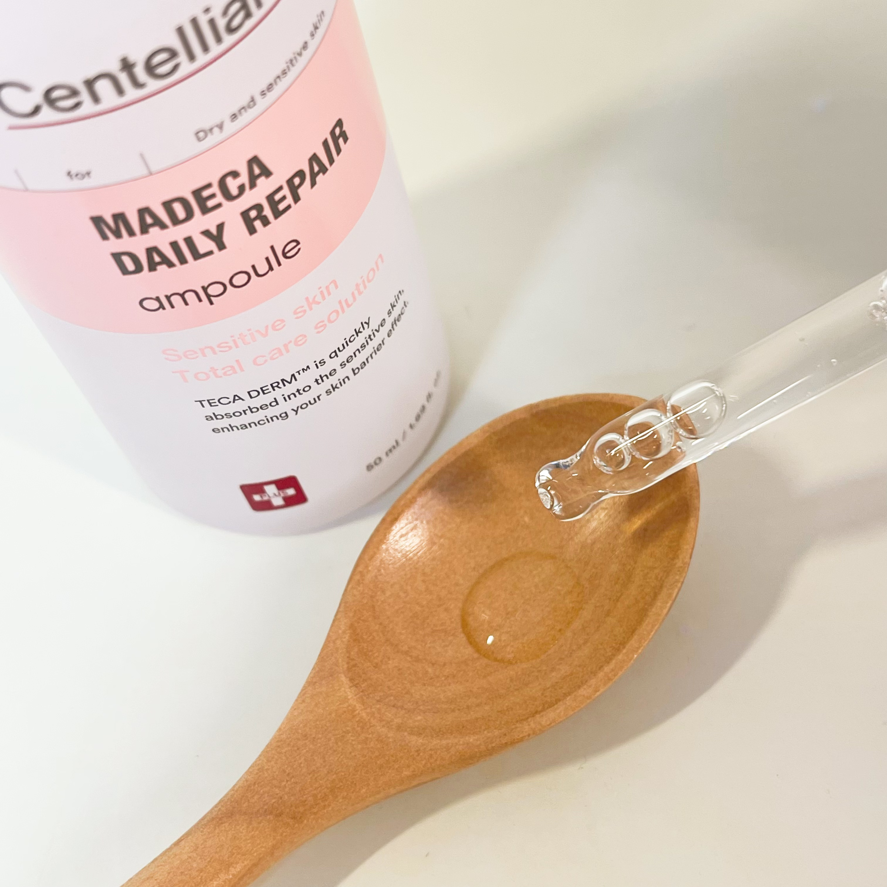 マデカデイリーリペアアンプル/センテリアン24/美容液を使ったクチコミ（3枚目）