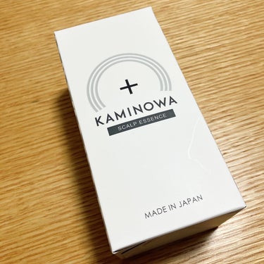 薬用育毛剤「KAMINOWA」（カミノワ）＜医薬部外品＞

→　髪の分け目がパックリと目立つようになってきました。生え際がしんなりしていて、頭皮が見えているのは、鏡を見るたびがっかりします。「薬用育毛剤