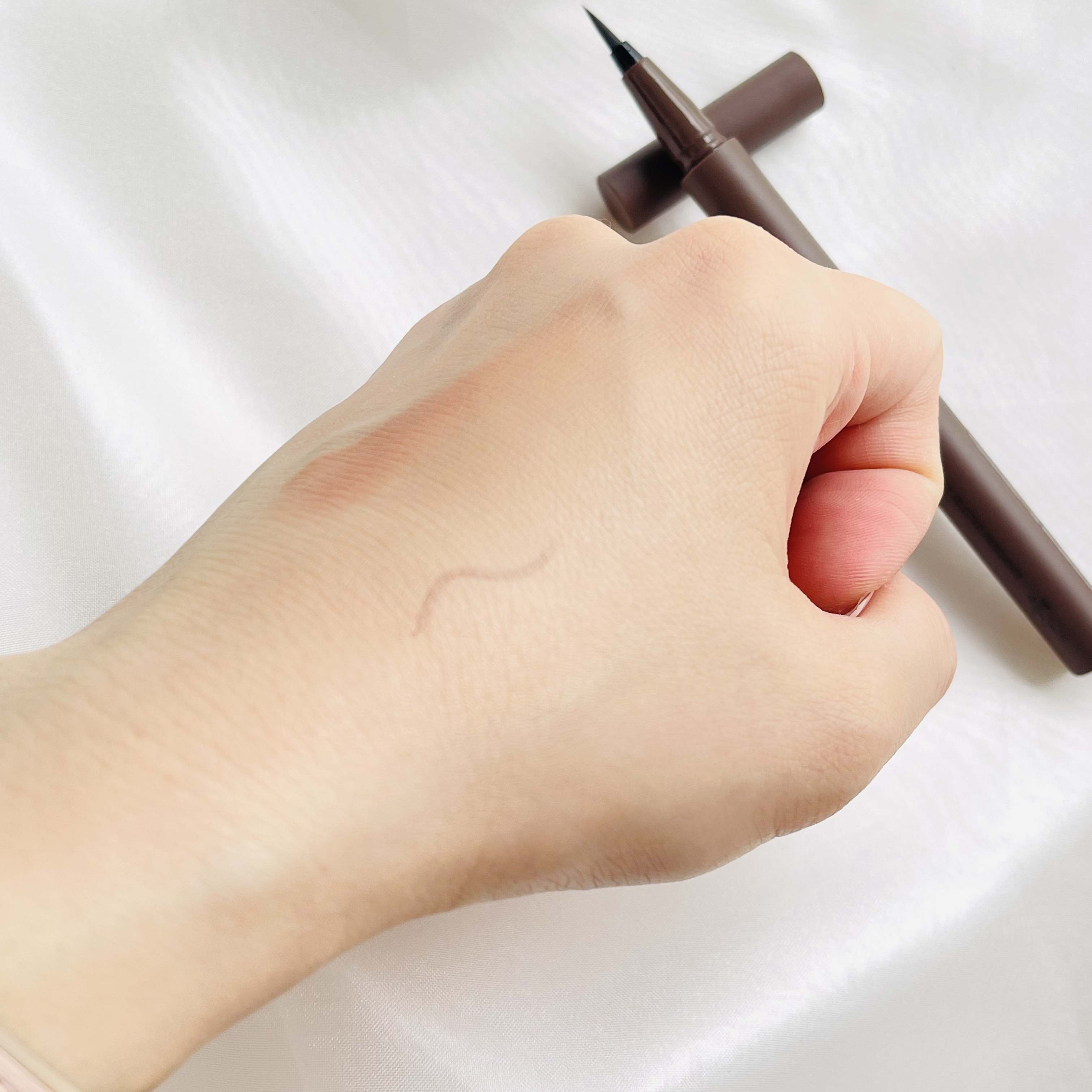 エテュセ アイエディション(リキッドライナー) 05 ブラウンシェイド/ettusais/リキッドアイライナーを使ったクチコミ（2枚目）