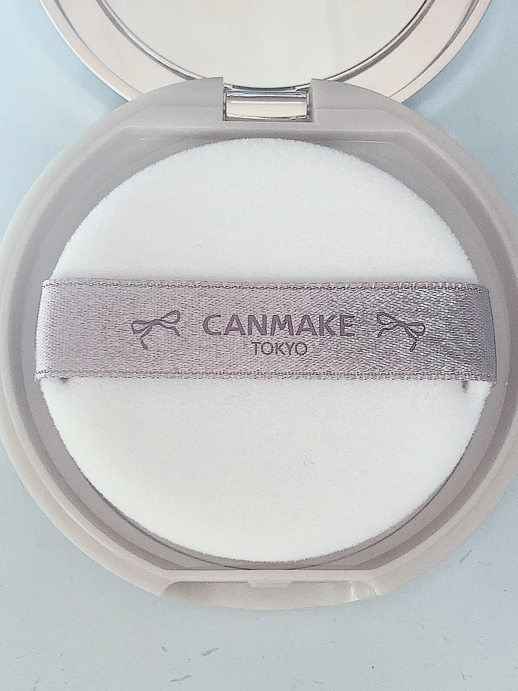 マシュマロフィニッシュパウダー　～Abloom～/キャンメイク/プレストパウダーを使ったクチコミ（3枚目）