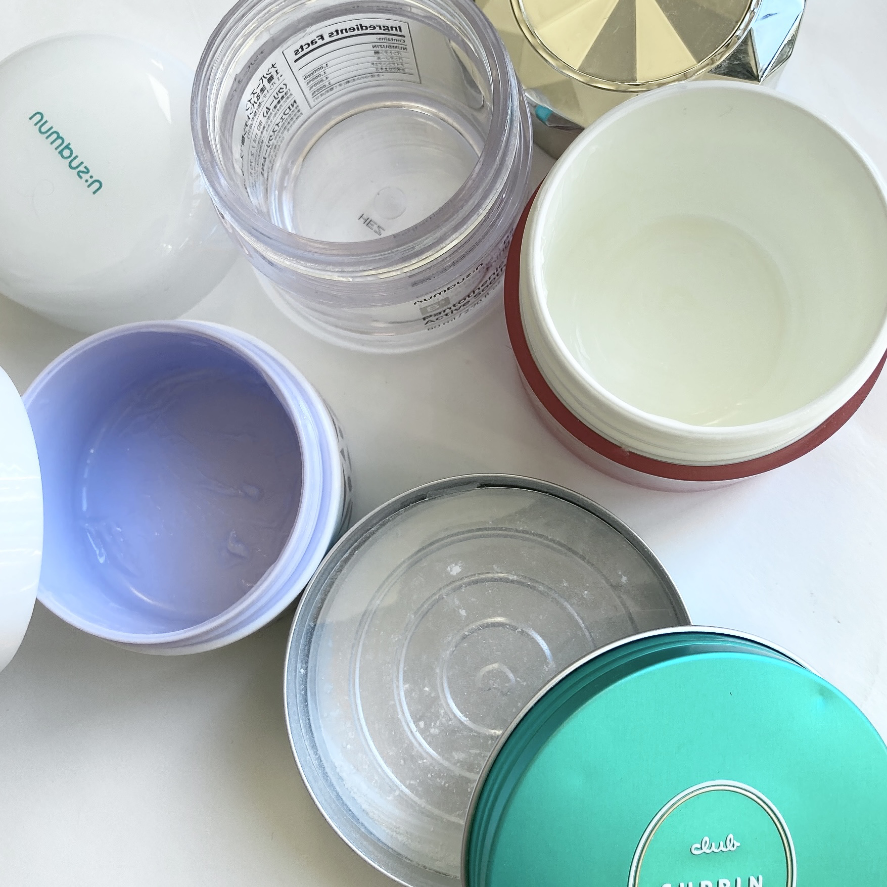 すっぴんパウダー アクネケア ピュアグレープフルーツの香り＜医薬部外品＞/クラブ/プレストパウダーを使ったクチコミ（2枚目）