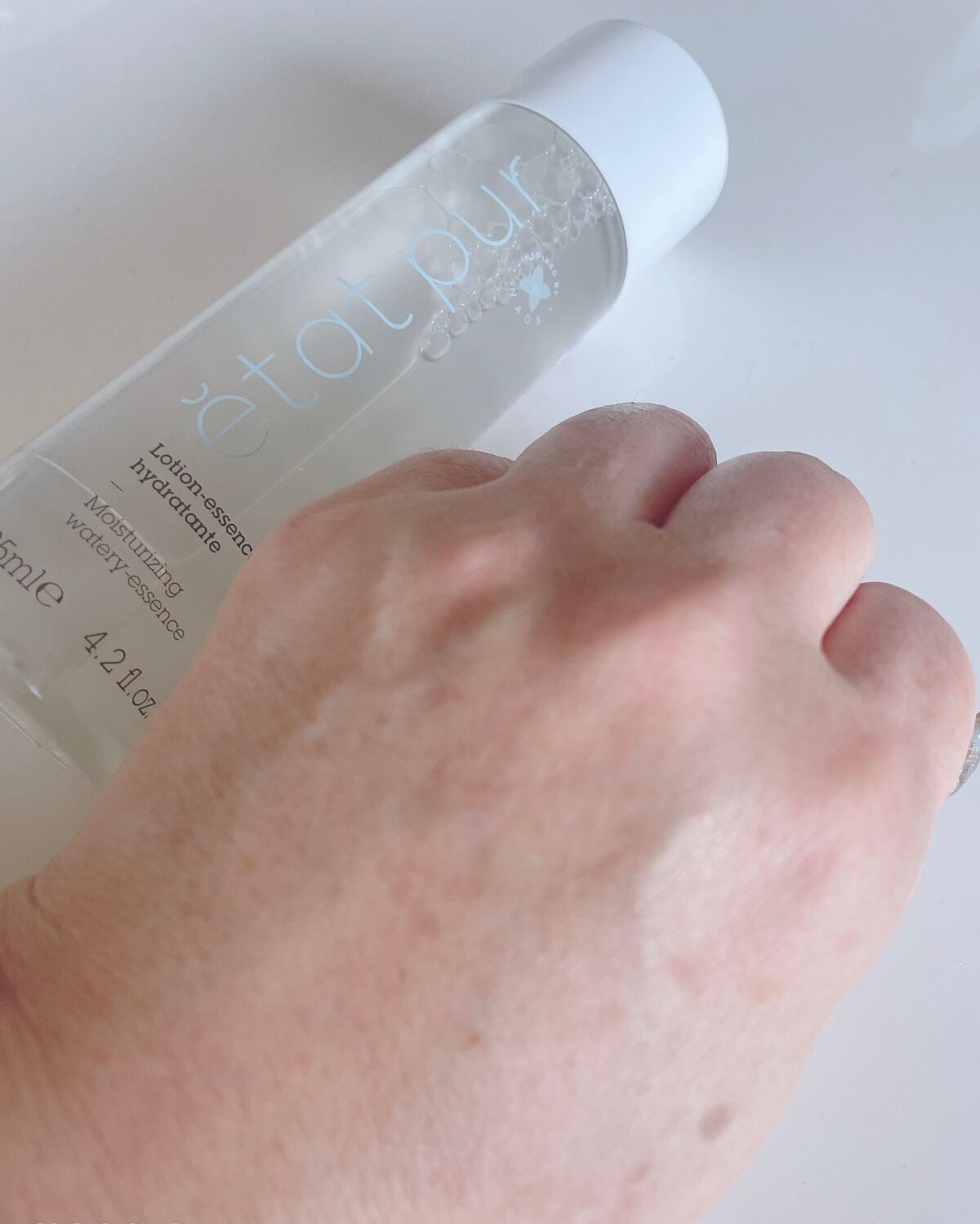 モイスチャライジング ウォータリーエッセンス/エタピュール/ブースター・導入液を使ったクチコミ(3枚目)