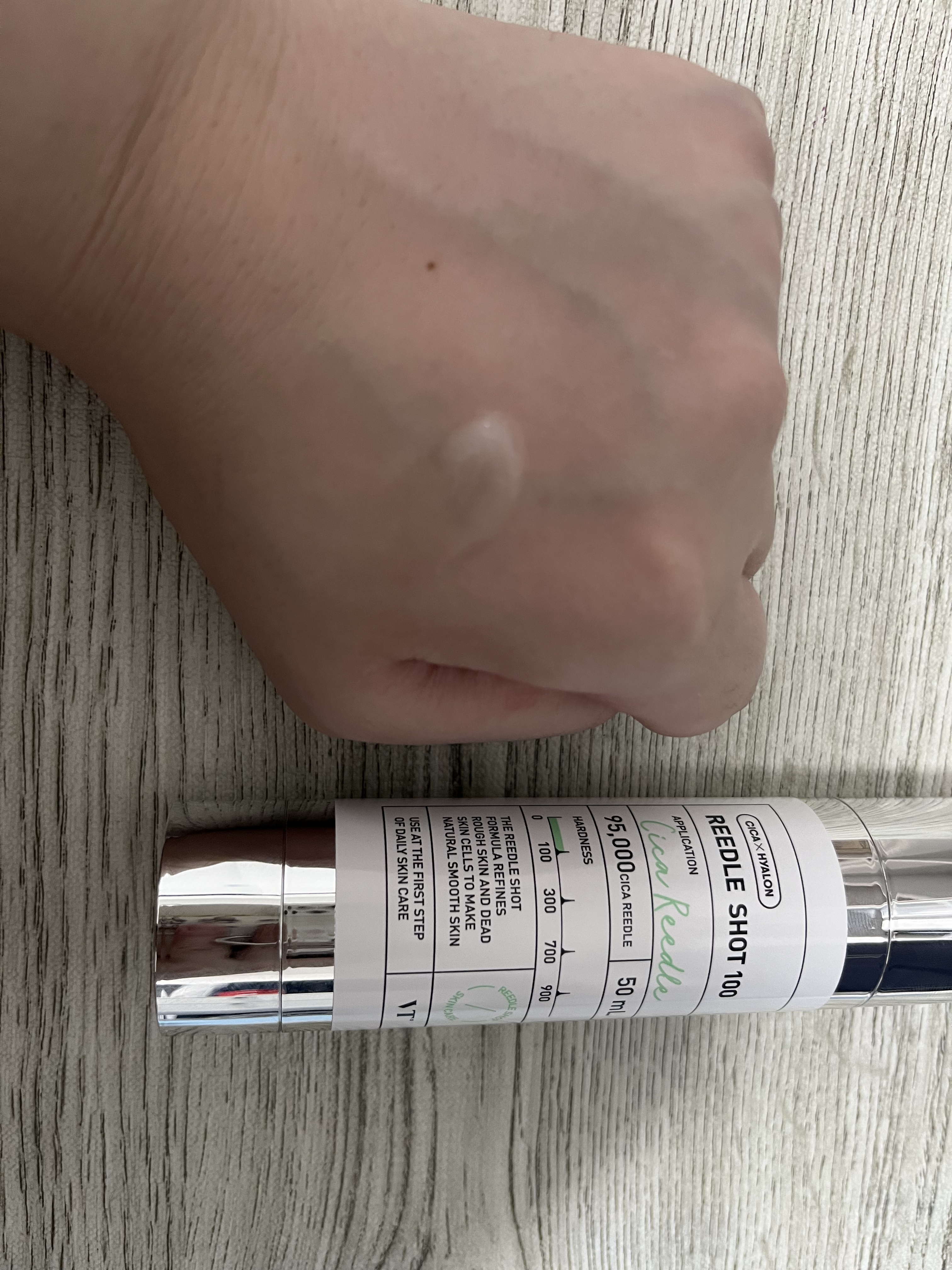 シカレチA エッセンス0.1/VT/美容液を使ったクチコミ（2枚目）