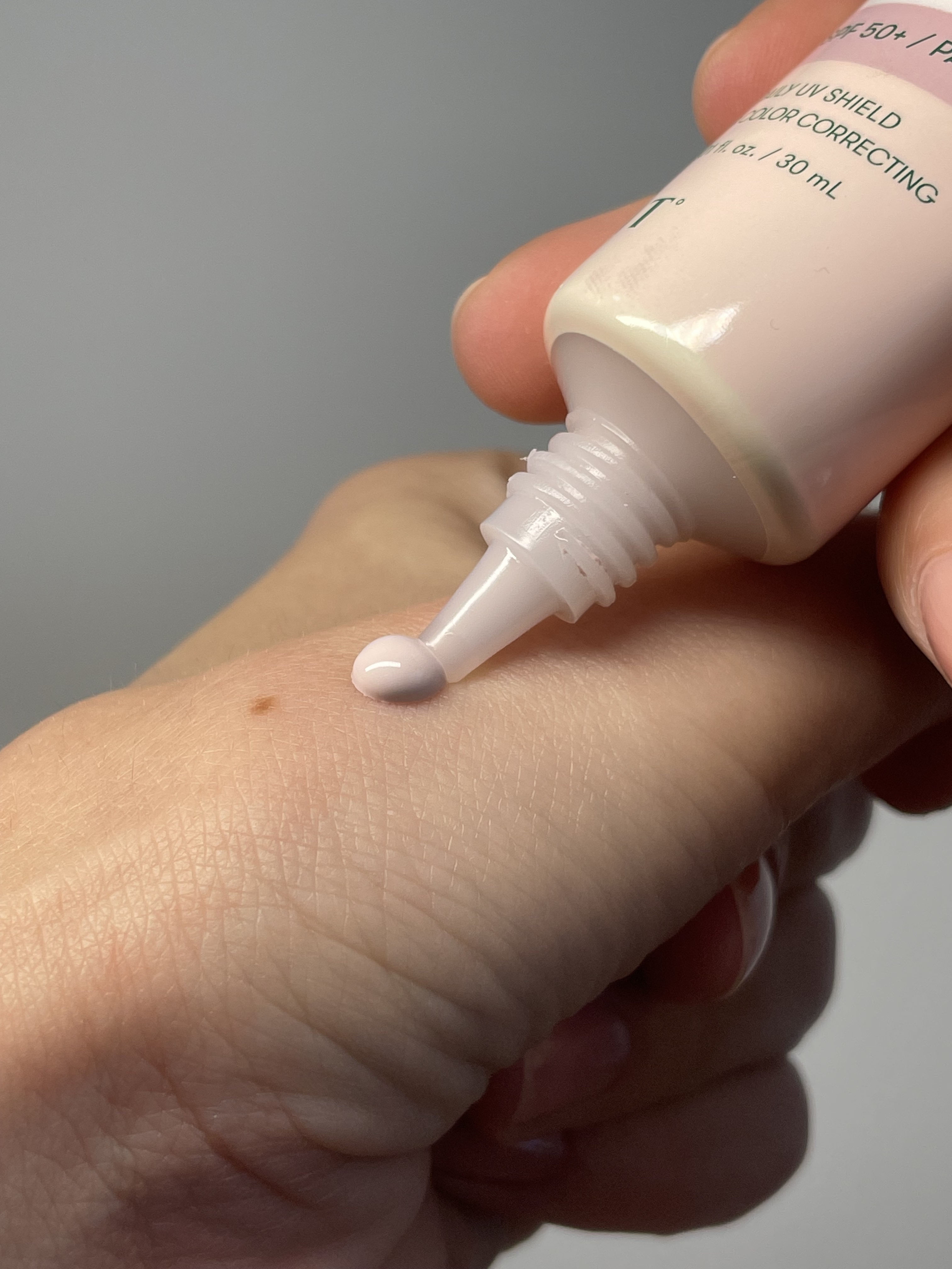 CICA UVトーンアップベース ラベンダー/VT/化粧下地を使ったクチコミ（3枚目）