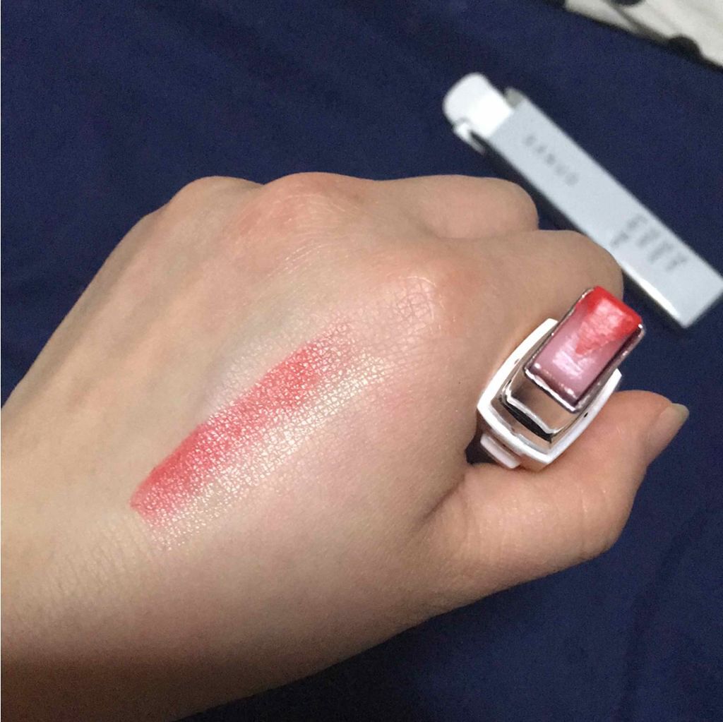 ツー トーン ティント リップ バー/LANEIGE/口紅を使ったクチコミ(2枚目)