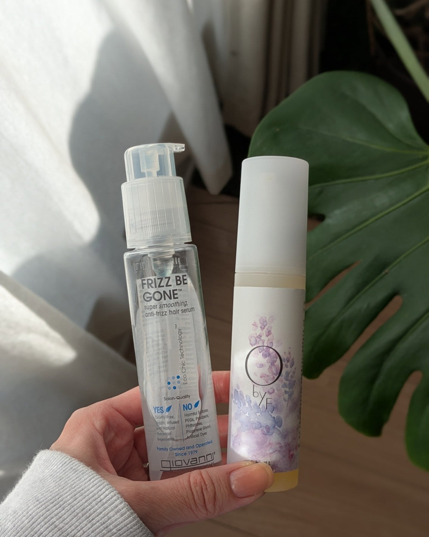 フリッズビーゴーン スムージング ヘアセラム/giovanni/ヘアオイルを使ったクチコミ（2枚目）