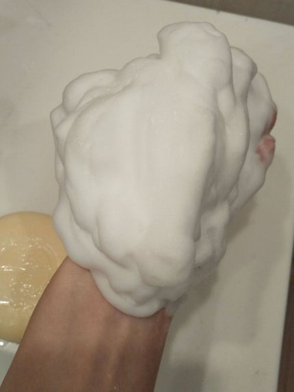 フィジカル 薬用AIDソープのクチコミ「♚フィジカル 薬用AIDソープ♚
最近、ニキビ?!吹き出物?!がすごくできてしまって、
そ.....」(2枚目)