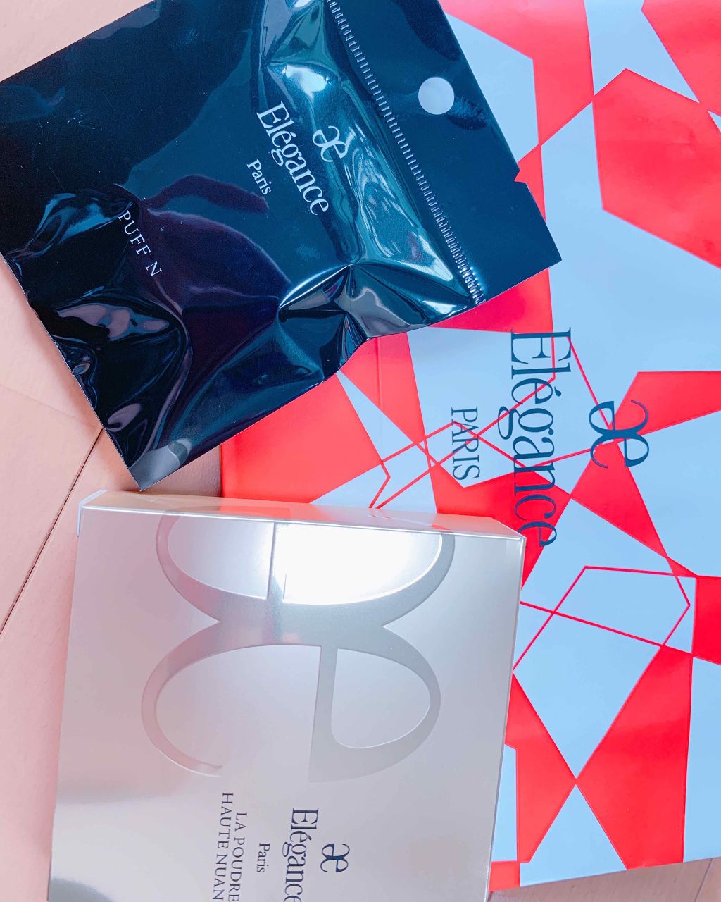 ラ プードル オートニュアンス/Elégance/プレストパウダーを使ったクチコミ（1枚目）