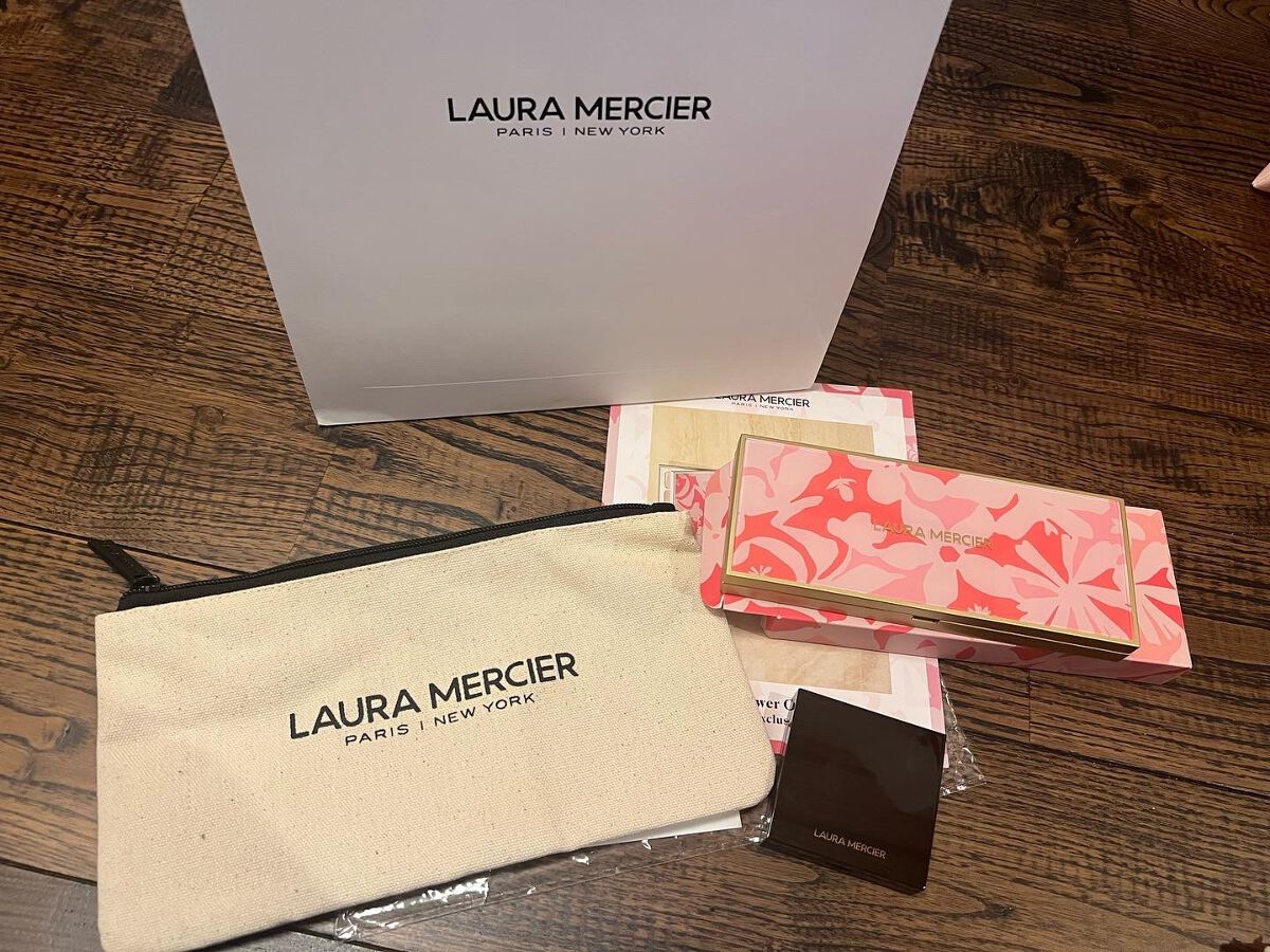 ザ ワイルドフラワー アイシャドウ パレット/ローラ メルシエ/マルチパレットを使ったクチコミ（2枚目）