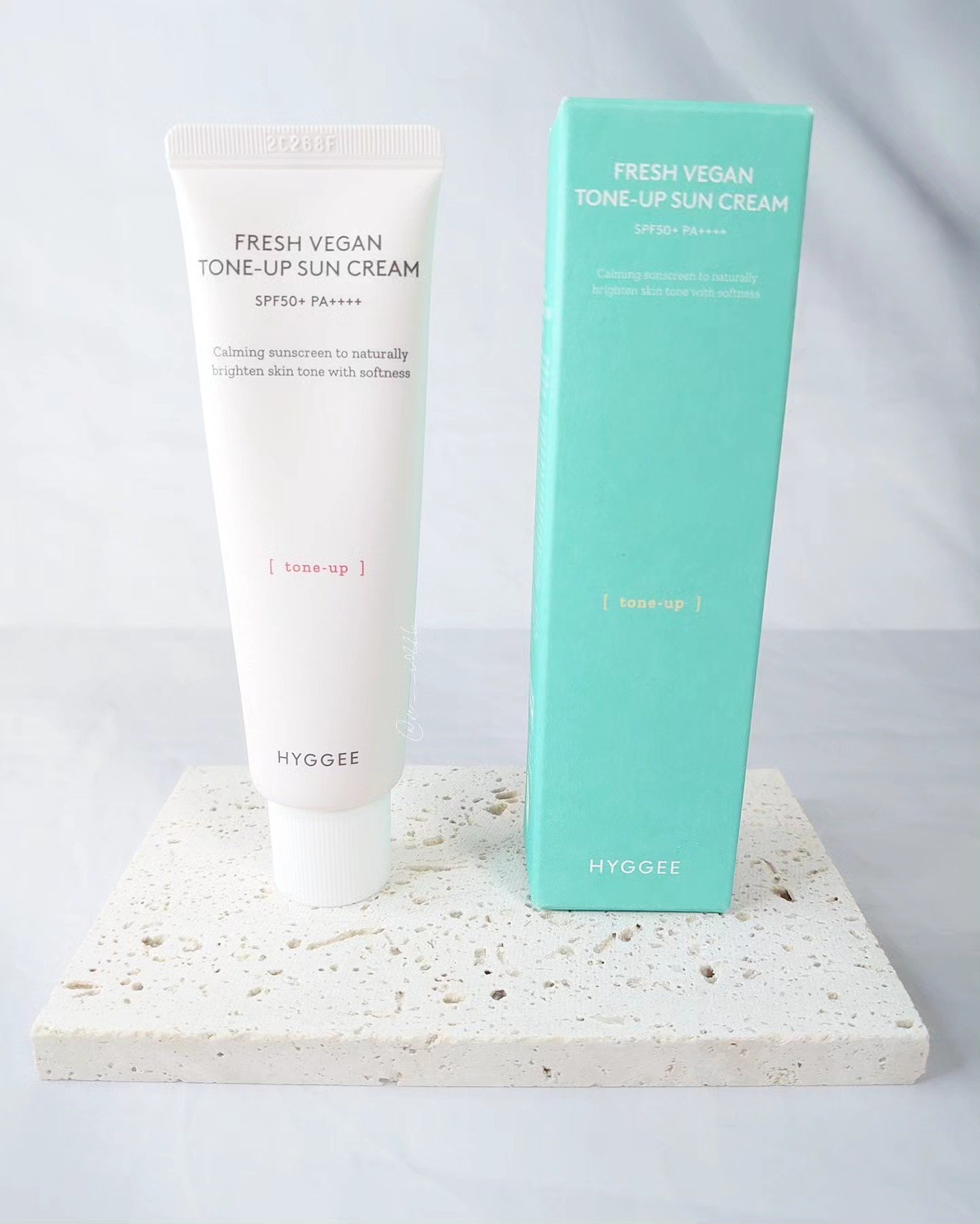 フレッシュヴィーガントーンアップサンクリーム/HYGGEE/日焼け止めクリームを使ったクチコミ（1枚目）