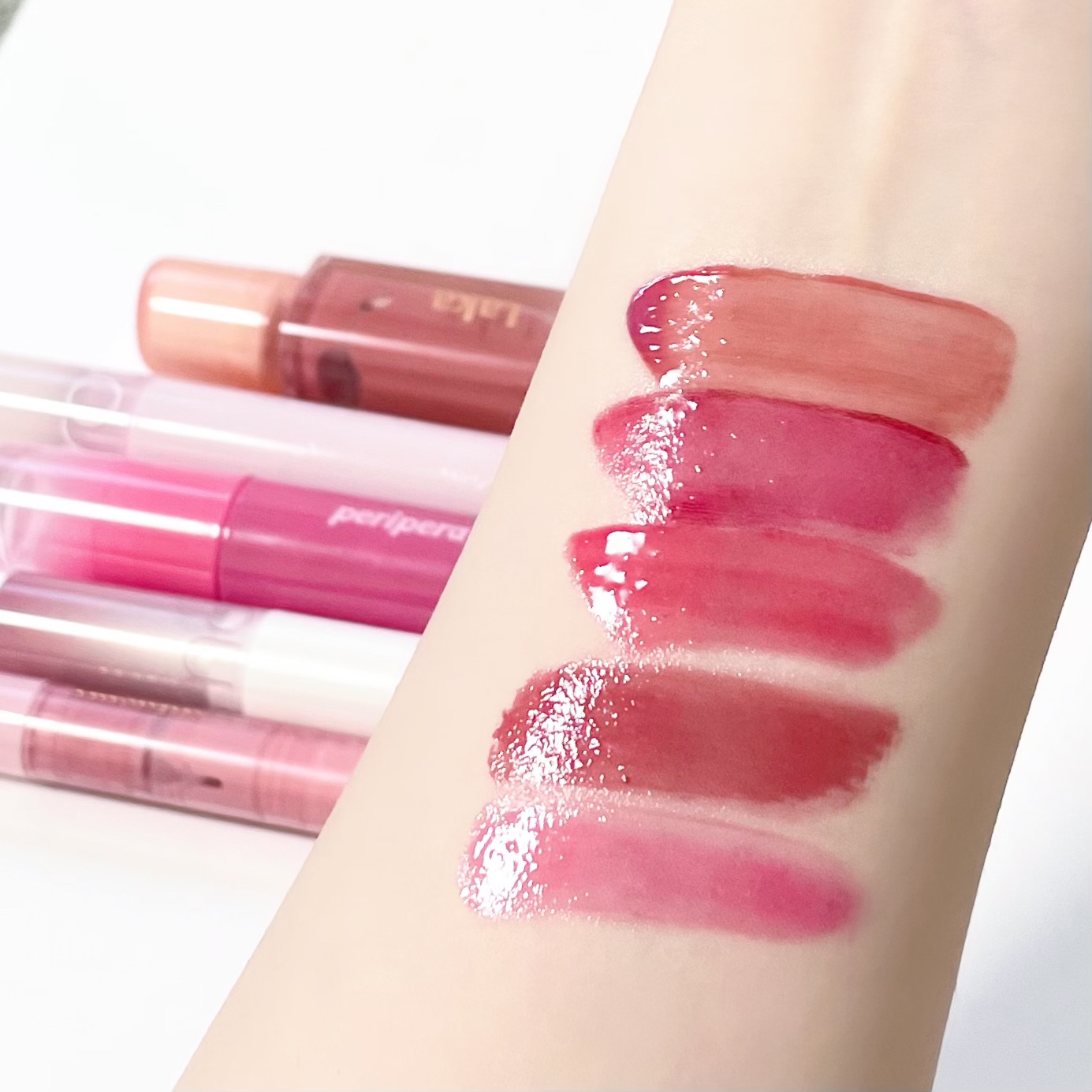 グラスティングウォーターティント 韓服エディション/rom&nd/リップティントを使ったクチコミ（3枚目）