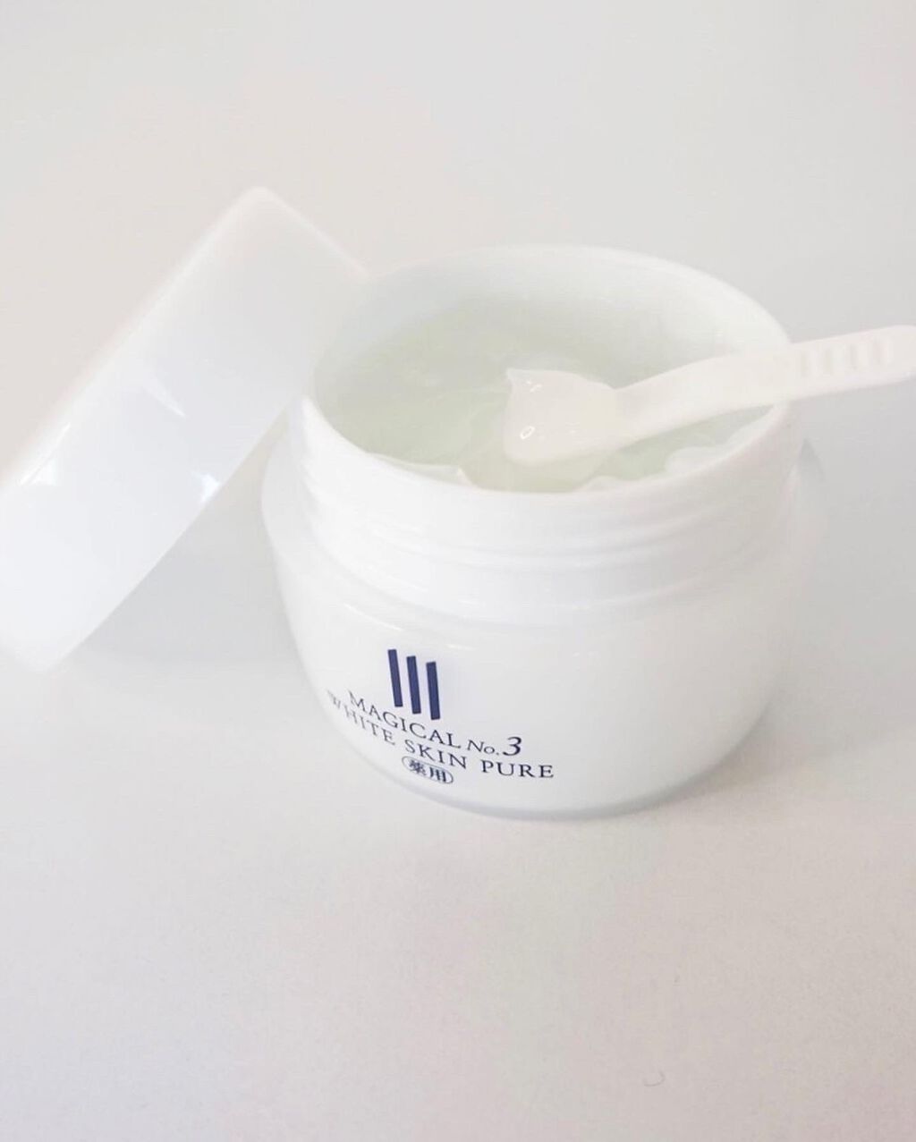 薬用No.3ホワイトスキンピュア/マジカル化粧品/オールインワン化粧品を使ったクチコミ（3枚目）