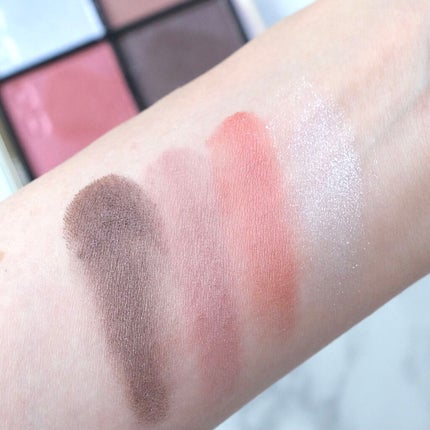 シグニチャー カラー アイズ 105 宵汐空 -YOISEKISORA/SUQQU/アイシャドウパレットを使ったクチコミ(2枚目)