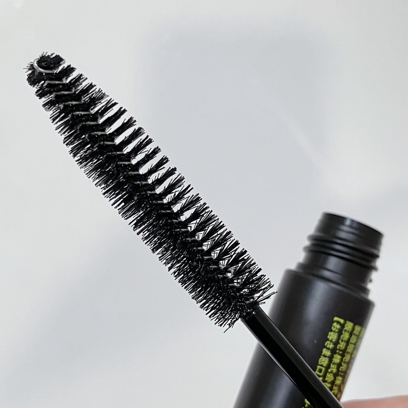 MAEGAMI スティック〈ストレート〉フローラル&ベリー の香り/ダイアン/その他スタイリングを使ったクチコミ(3枚目)