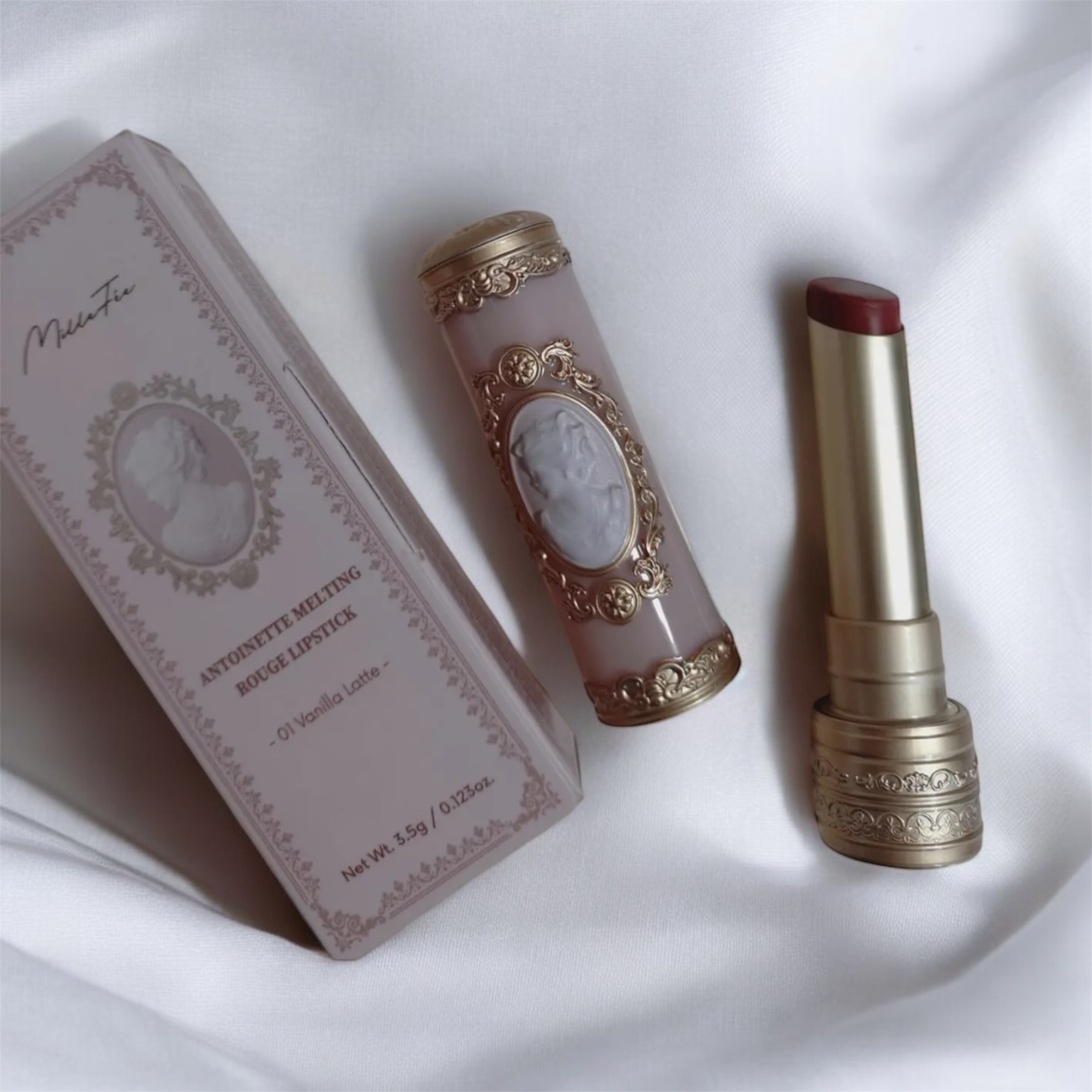 アントワネットメルティングルージュ 01 バニララテ/MilleFée/口紅を使ったクチコミ（1枚目）