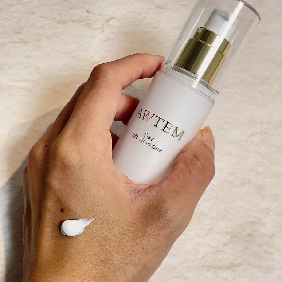 ナイトリフトオールインワン(夜⽤ジェルクリーム)/AWTEM/オールインワン化粧品を使ったクチコミ(5枚目)