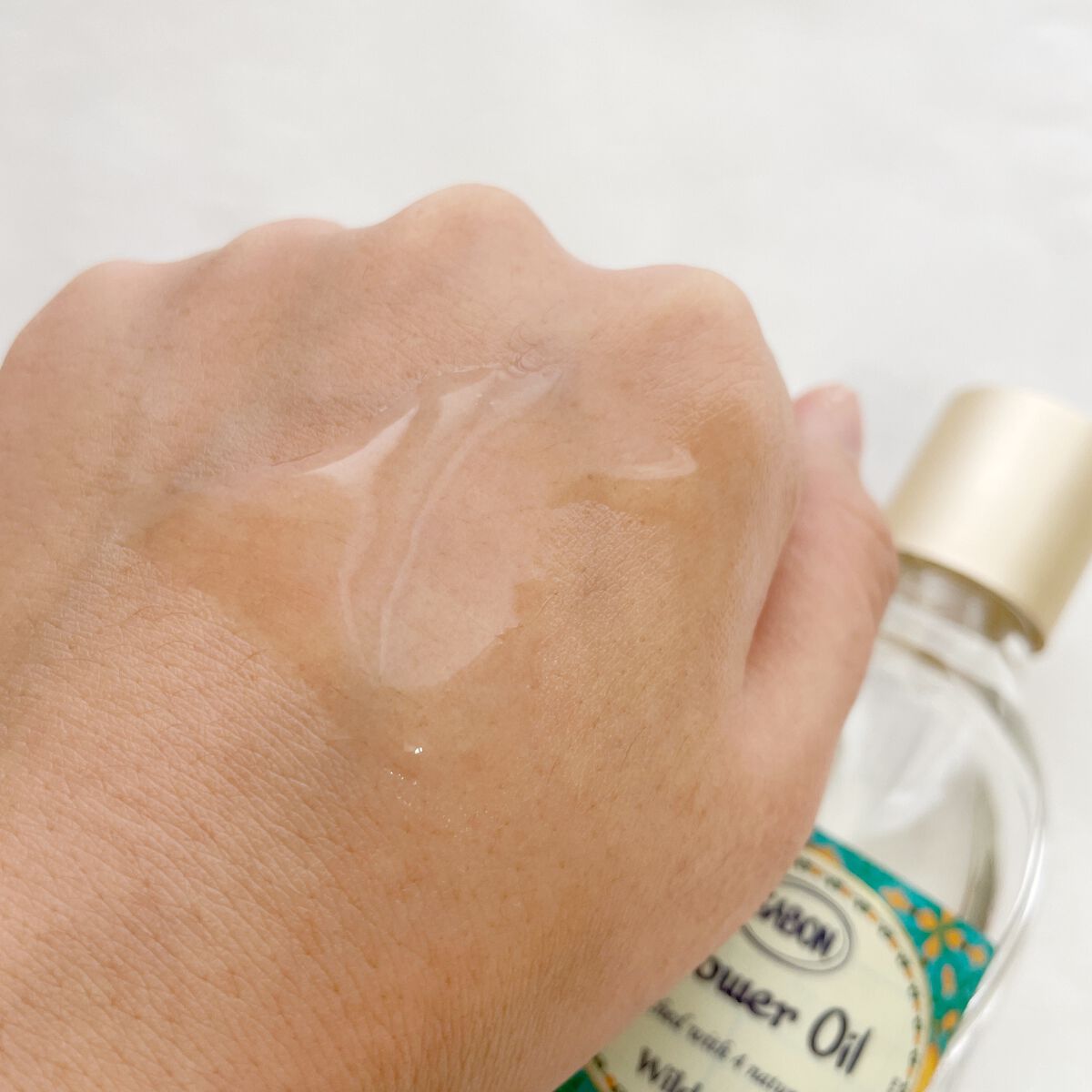 SABON  シャワーオイル ワイルド・ペアーのクチコミ「
今回ご紹介するのは
SABONのシャワーオイル、
8月に出ていた限定の香りワイルドペアーです.....」（2枚目）