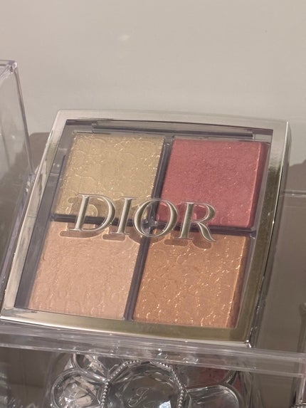 ディオール バックステージ フェイス グロウ パレット/Dior/ハイライトを使ったクチコミ(1枚目)