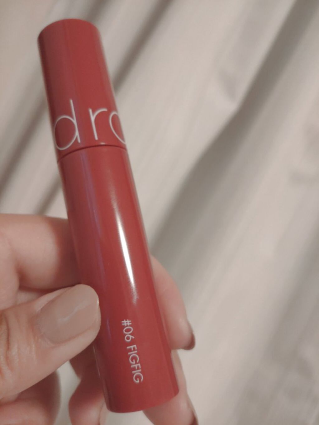 ジューシーラスティングティント/rom&nd/リップティントを使ったクチコミ（2枚目）