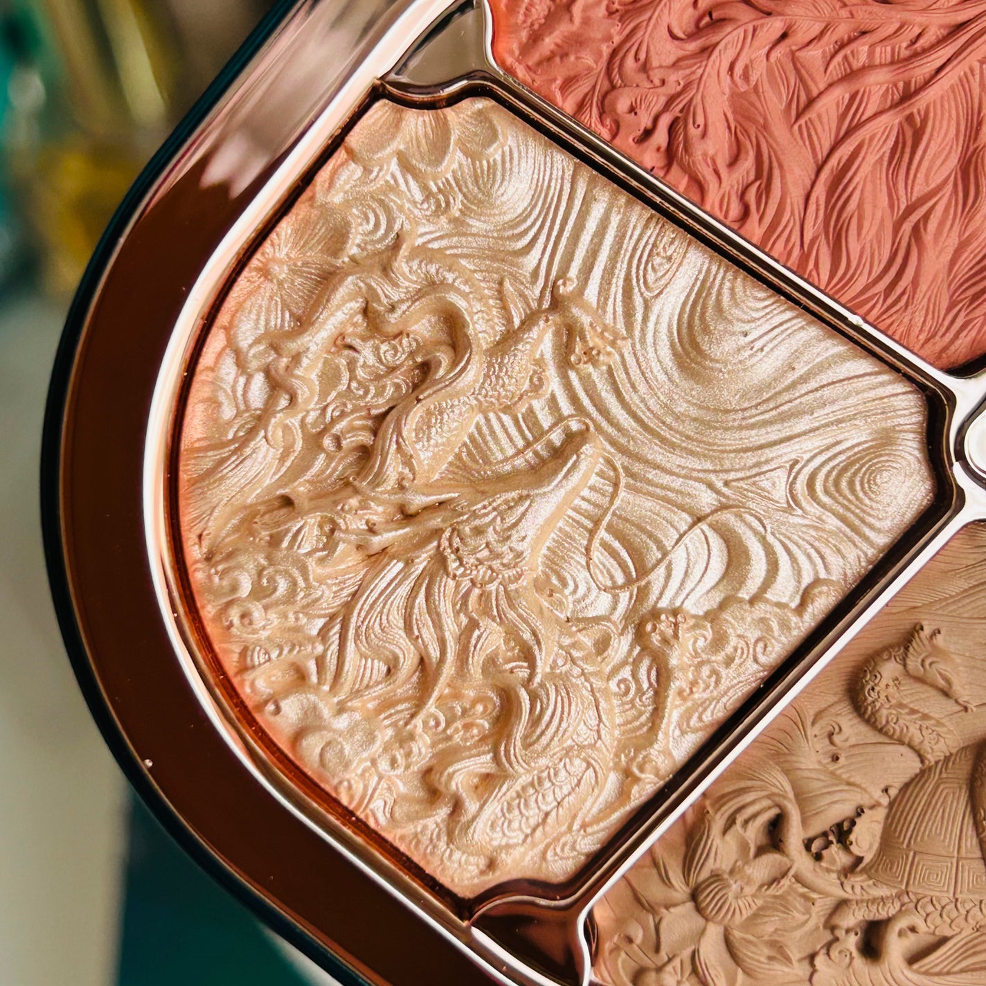 星宿彫刻 4色パレット/花西子/マルチパレットを使ったクチコミ(3枚目)