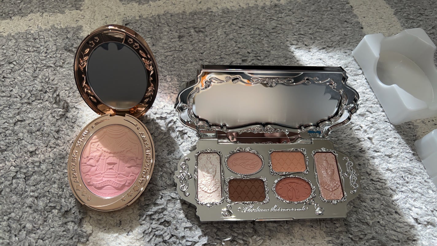 サーカスシリーズ グラデーションブラッシュ /FlowerKnows/パウダーチークを使ったクチコミ(2枚目)