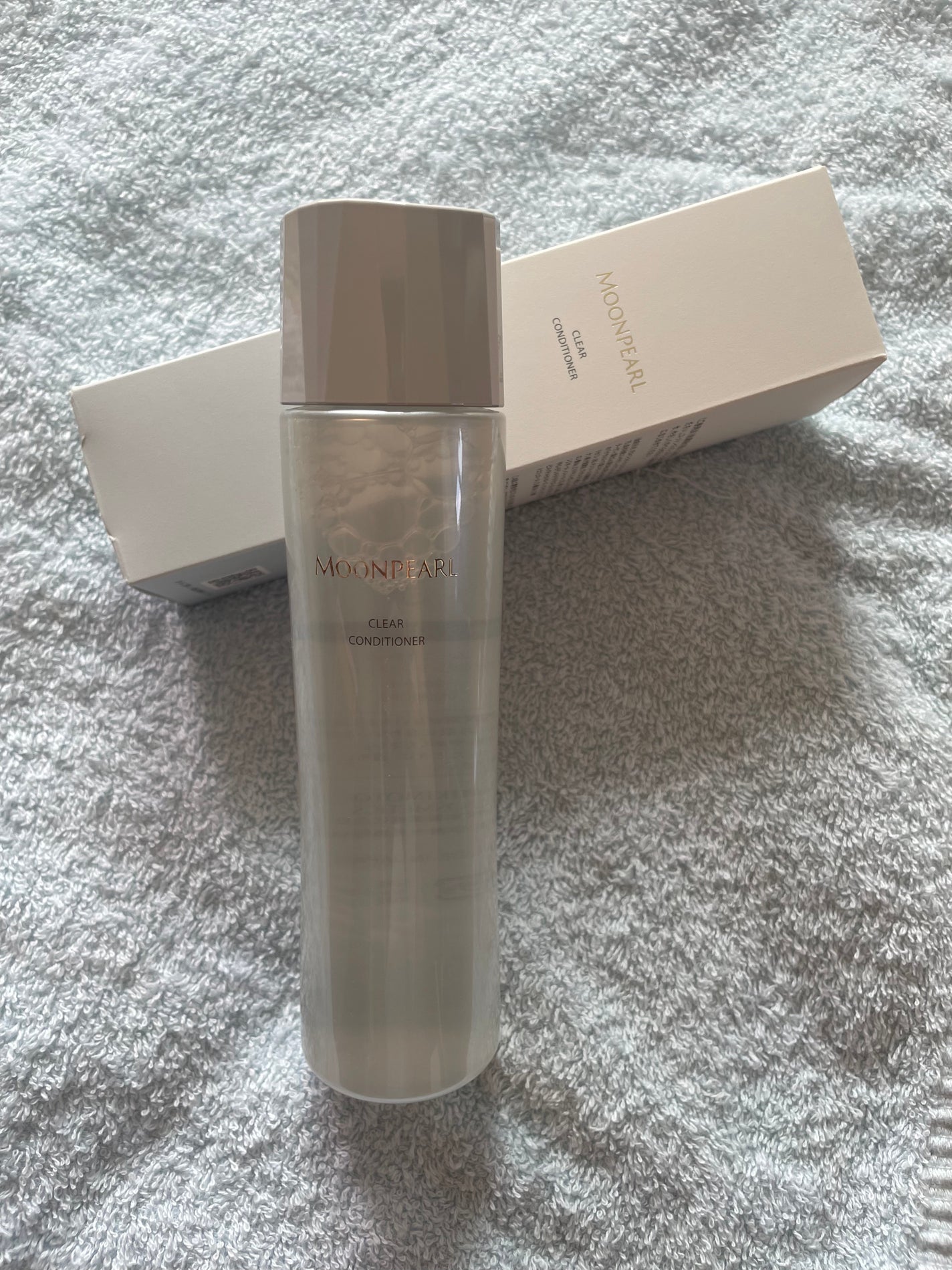 RIKA on LIPS 「夏の肌のザラつき。汗で皮脂分泌が増え、毛穴つまりもできやすくな..」(4枚目)